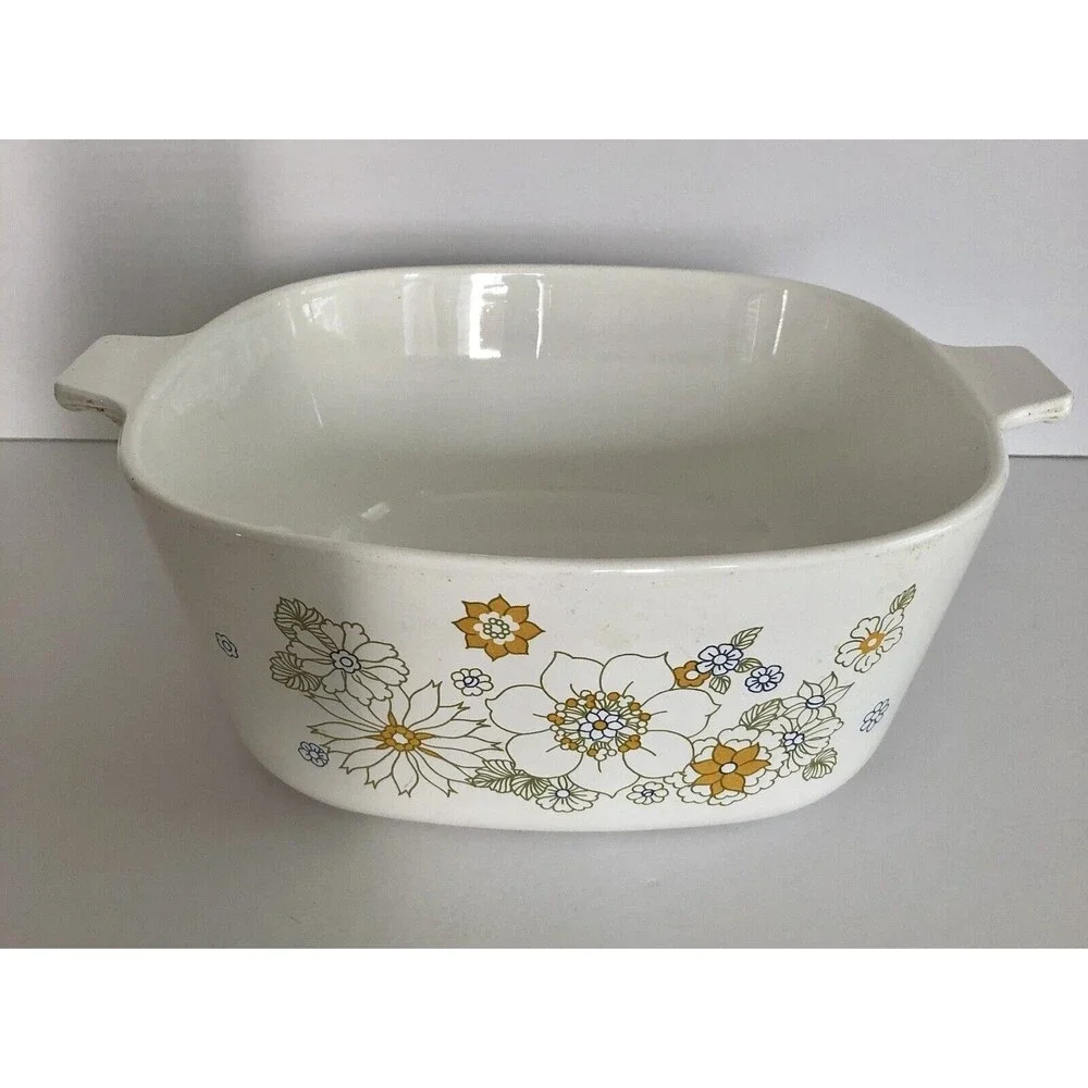 Vintage Corning Ware Floral Bouquet Yellow Flowers Casserole 2 1/2 Qt   No Lid